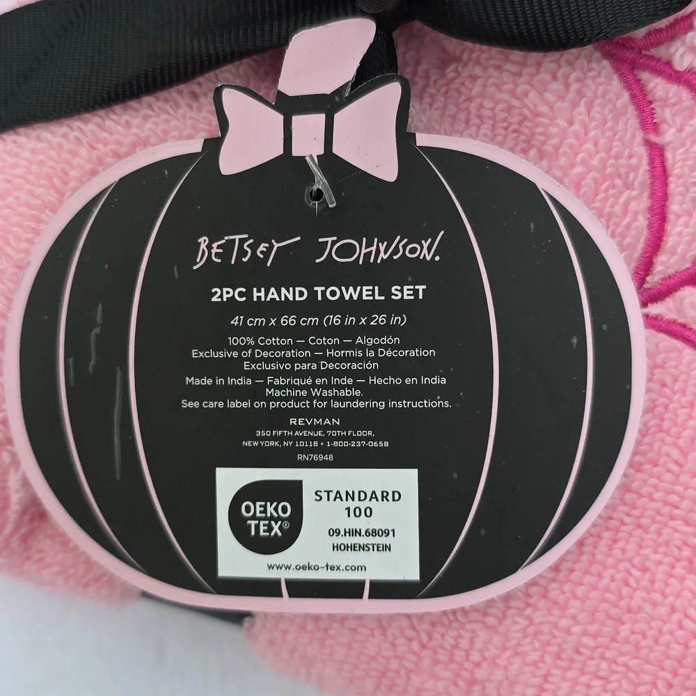 Betsey Johnson Pink Halloween Hand Towel Set Spider Web Heart Hot Pink NWT